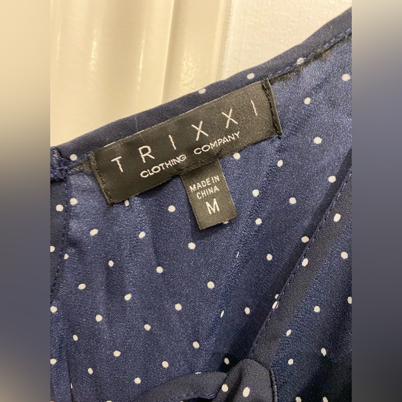 Trixxi ruffled neck romper in navy Polka dots - Picture 2 of 4